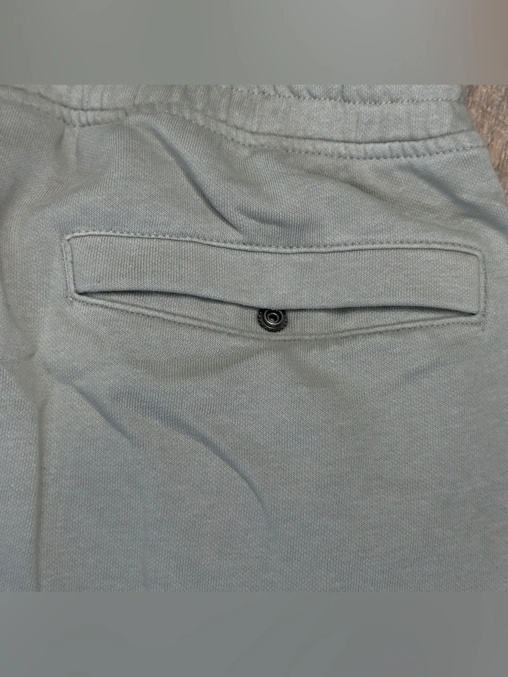 Gymshark Crest Joggers Mens Size Small Sage Green Tapered Sweatpants Snap Pocket - Picture 6 of 7